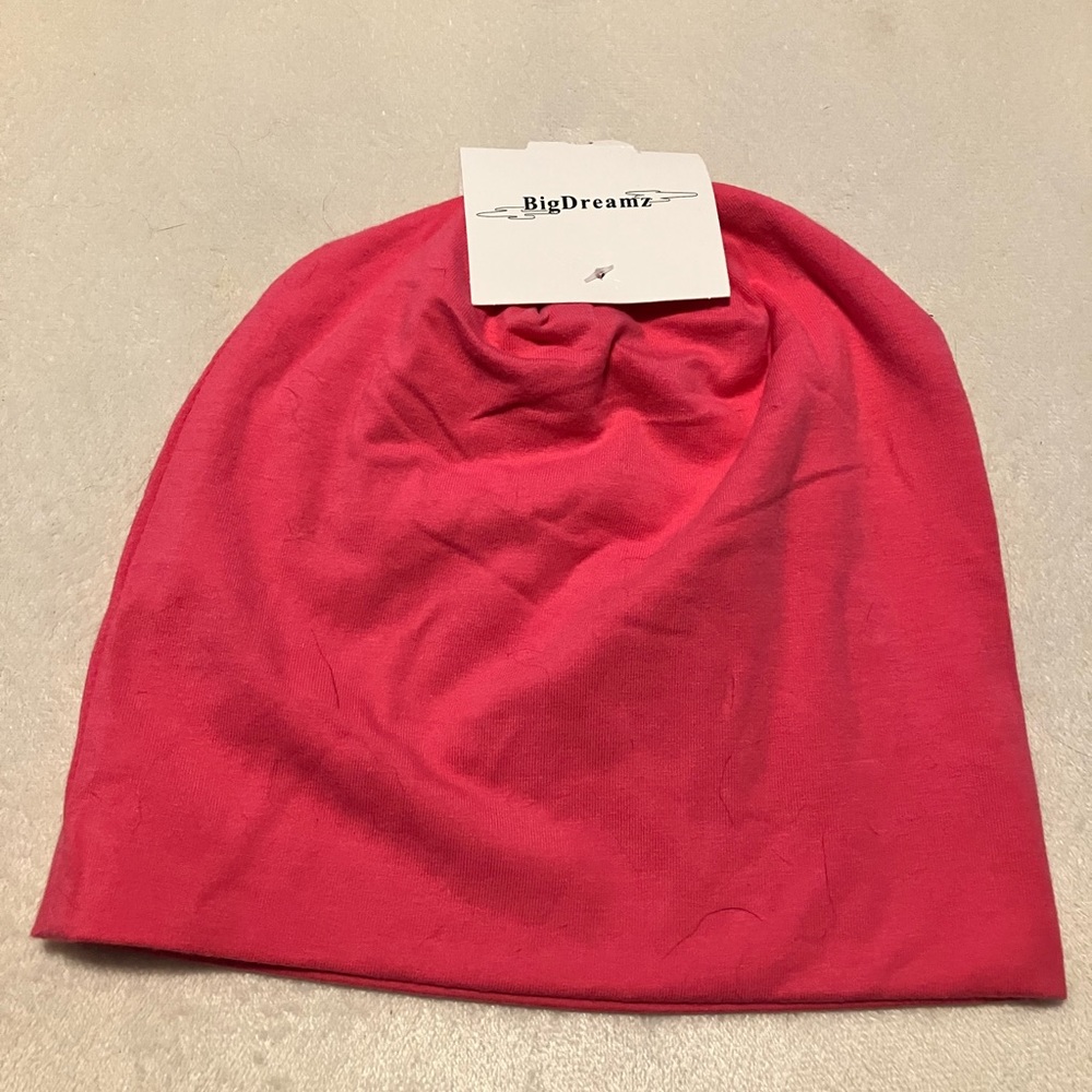 Hot pink beanie size 4-6
